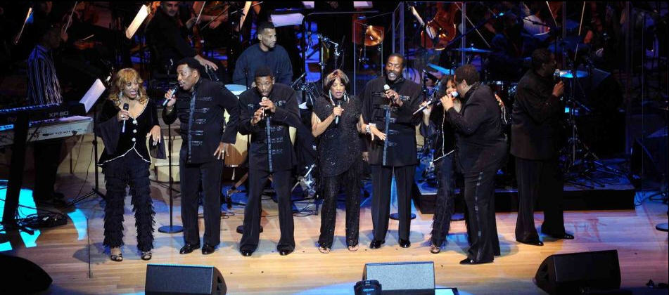 Scherrie Payne, Lynda Laurence and Joyce Vincent on stage in Europe