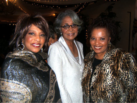 The FLOS backstage at 20th Anniversary celebration, Scherrie Payne and Lynda Laurence