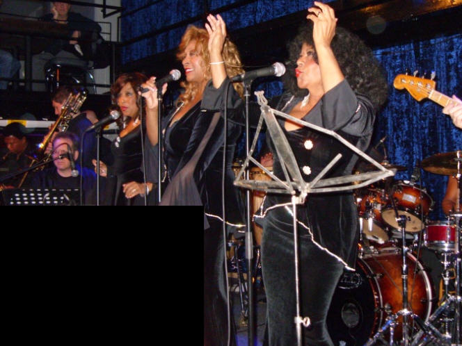 Scherrie Payne, Lynda Laurence and Freddi Poole in Germany June 24 2006