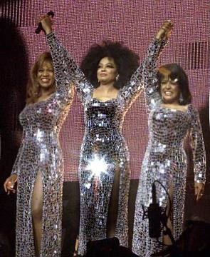 Scherrie Payne and Lynda Laurence with Diana Ross - Return to Love Tour 2000